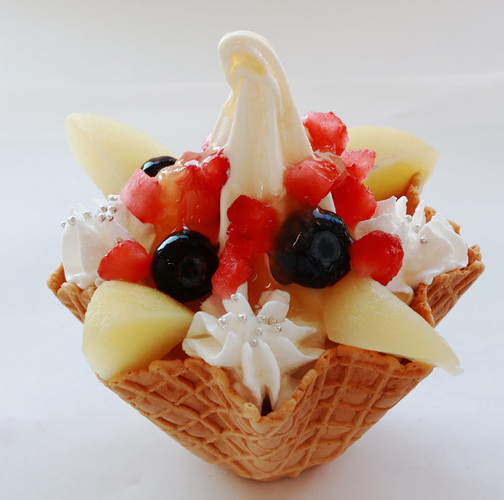 【横浜店限定】ワッフルボウル白桃ベリー