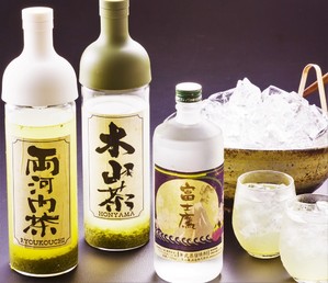 静岡の名産品リーフの日本茶を使った「選茶割り」