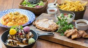 肉盛り!トマトクリームパスタとワッフルパフェのCafe Partyプラン