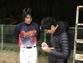 12 26 月 本学硬式野球部が取材を受けました ニュース 聖隷クリストファー大学 保健医療福祉の総合大学