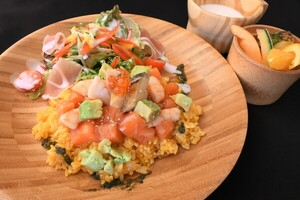 ご褒美サーモンポキプレート