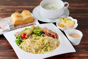 サラダランチプレート『パン・スープ・デザート』8/1～8/31迄　Ver.2
